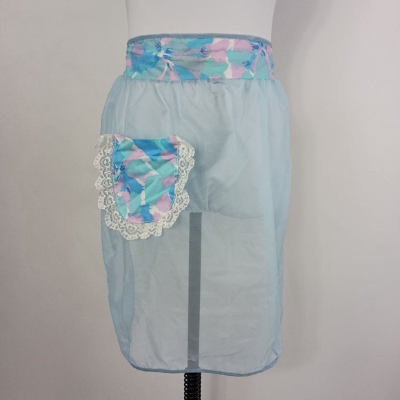 Vintage 50s Red Lace and Blue Half Aprons Dainty Romantic - Picture 6 of 8